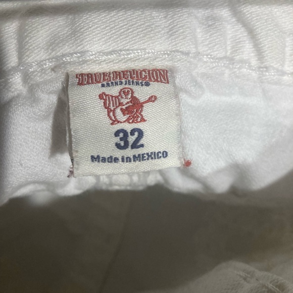 Rare! EUC True Religion Straight Super QT in “NEVER ENDING WHITE” 32x30 - Picture 2 of 6